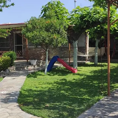Angeliki's House * Golos